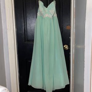 Prom dress
